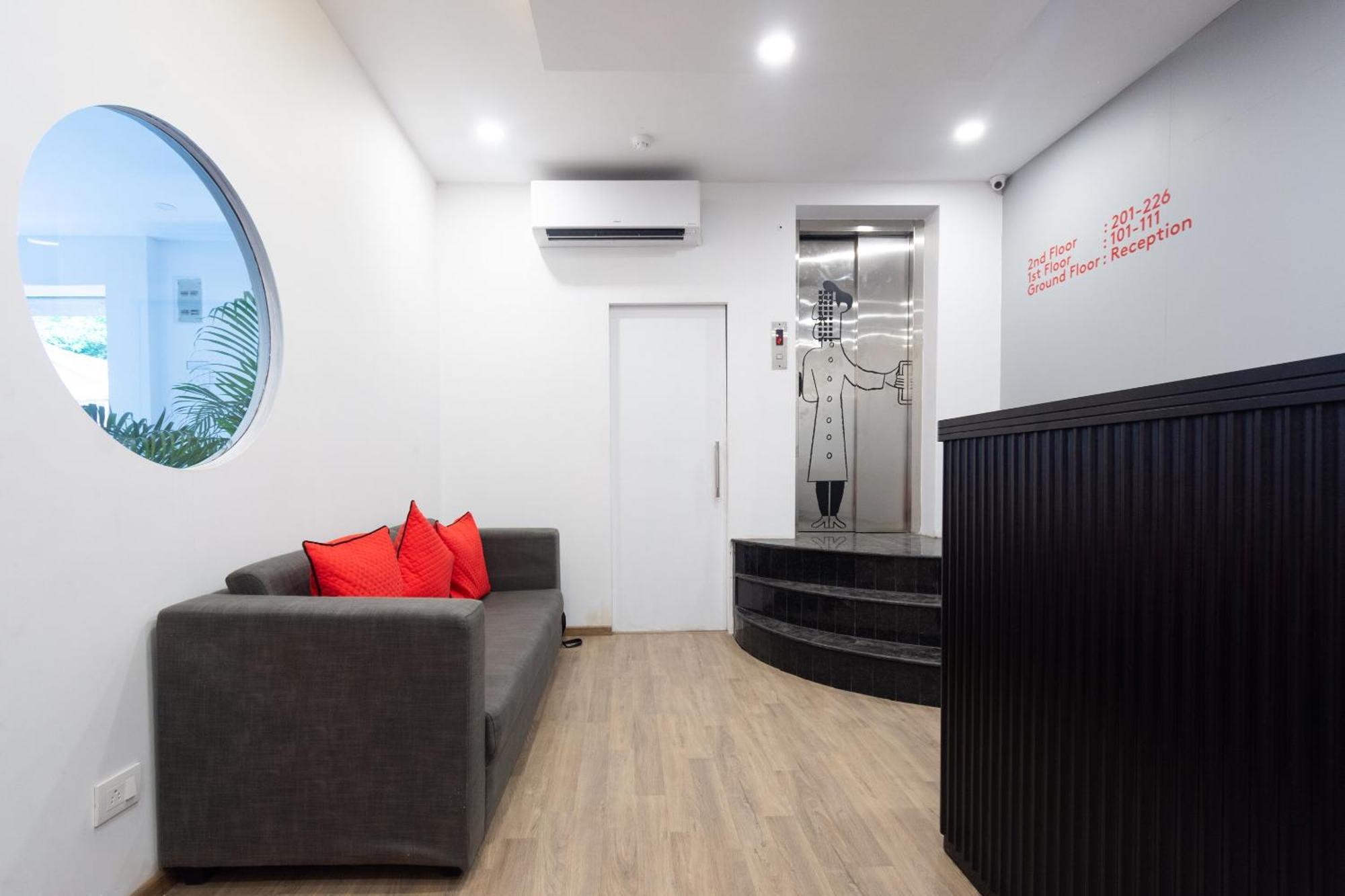 Townhouse Hotel Mannat International Kolkata Bagian luar foto