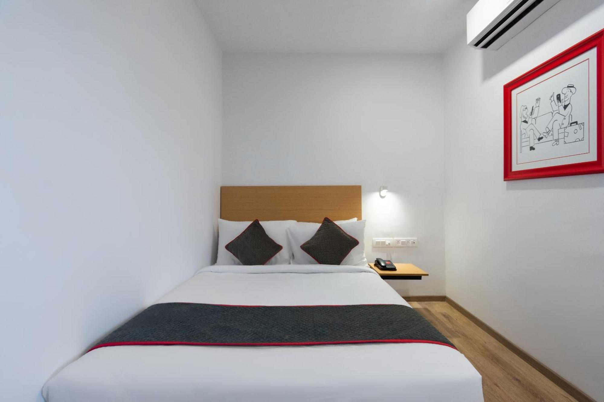 Townhouse Hotel Mannat International Kolkata Bagian luar foto