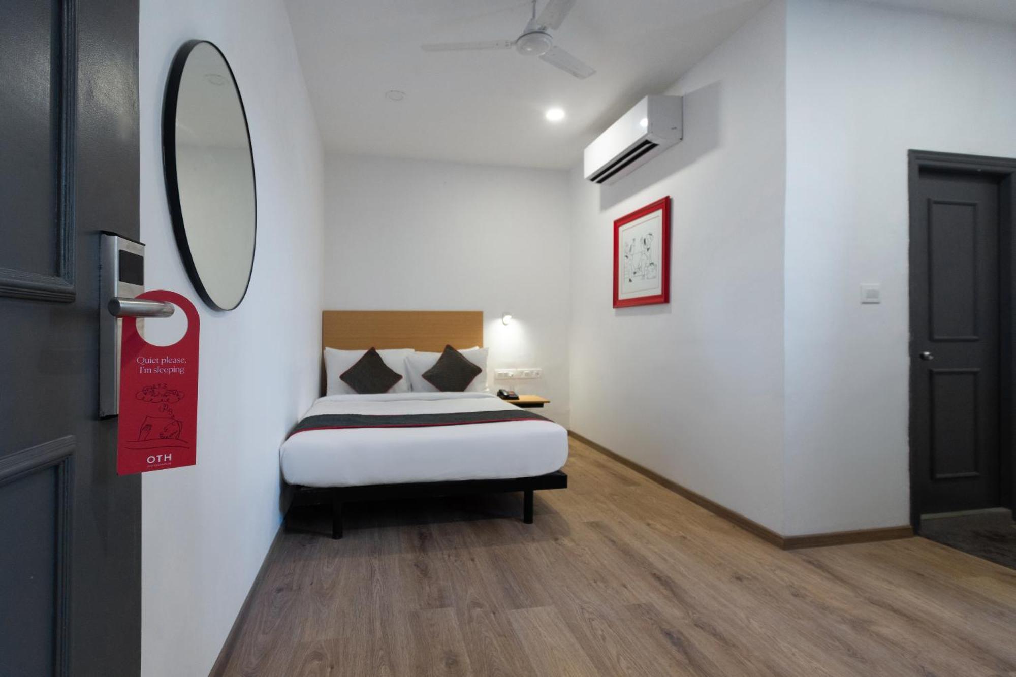Townhouse Hotel Mannat International Kolkata Bagian luar foto